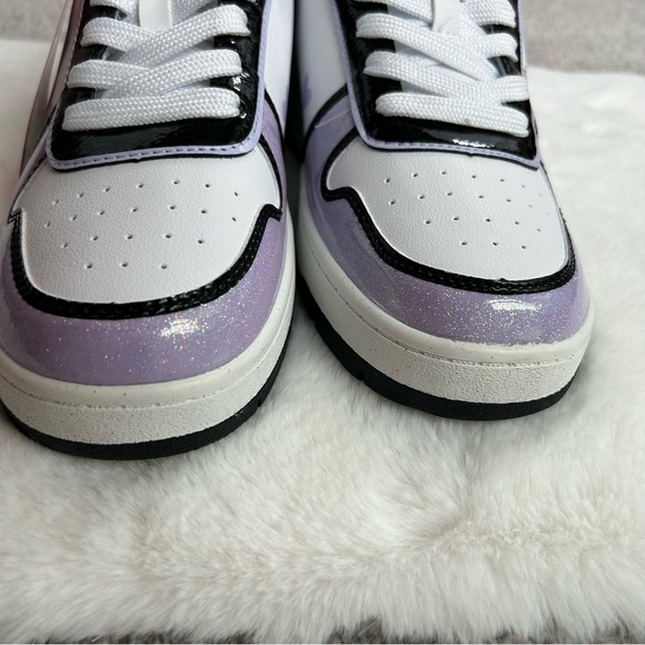 HELLO KITTY by Sanrio Women’s Casual Court Sneakers White/Blk/Purple Sparkle 9 - Picture 6 of 15